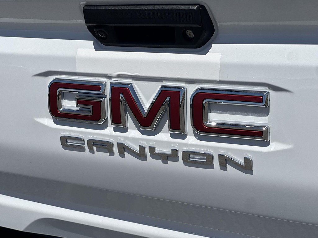 New 2026 GMC Canyon Elevation w/ Technology Package AWD/4WD image 27