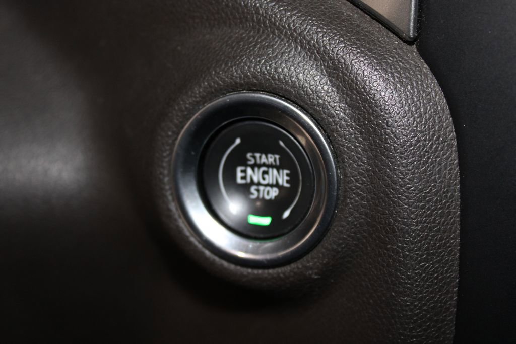 Used 2019 Chevrolet Silverado 1500 LT w/ All-Star Edition image 27