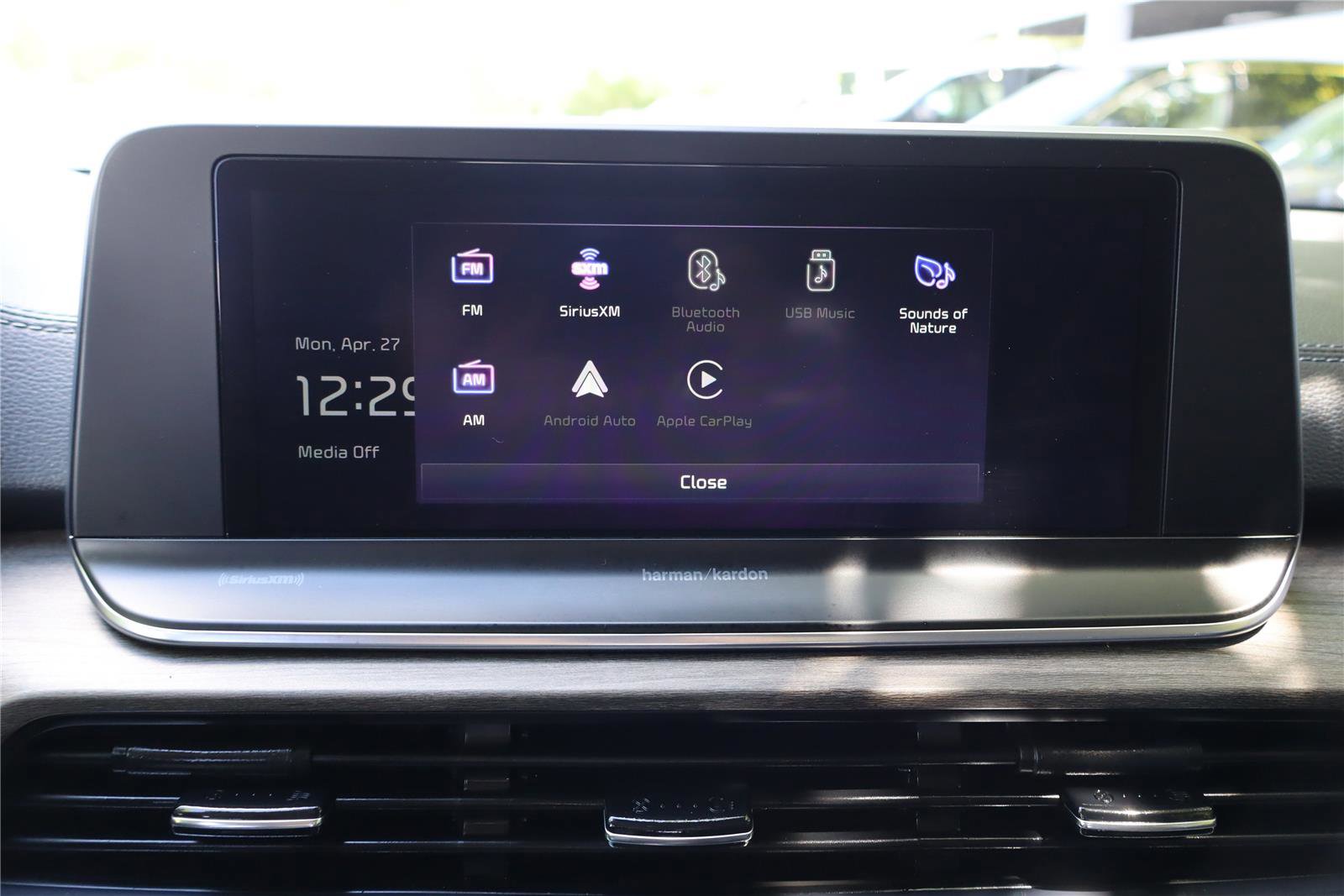 Used 2021 Kia Telluride SX w/ SX Prestige Package AWD/4WD image 19