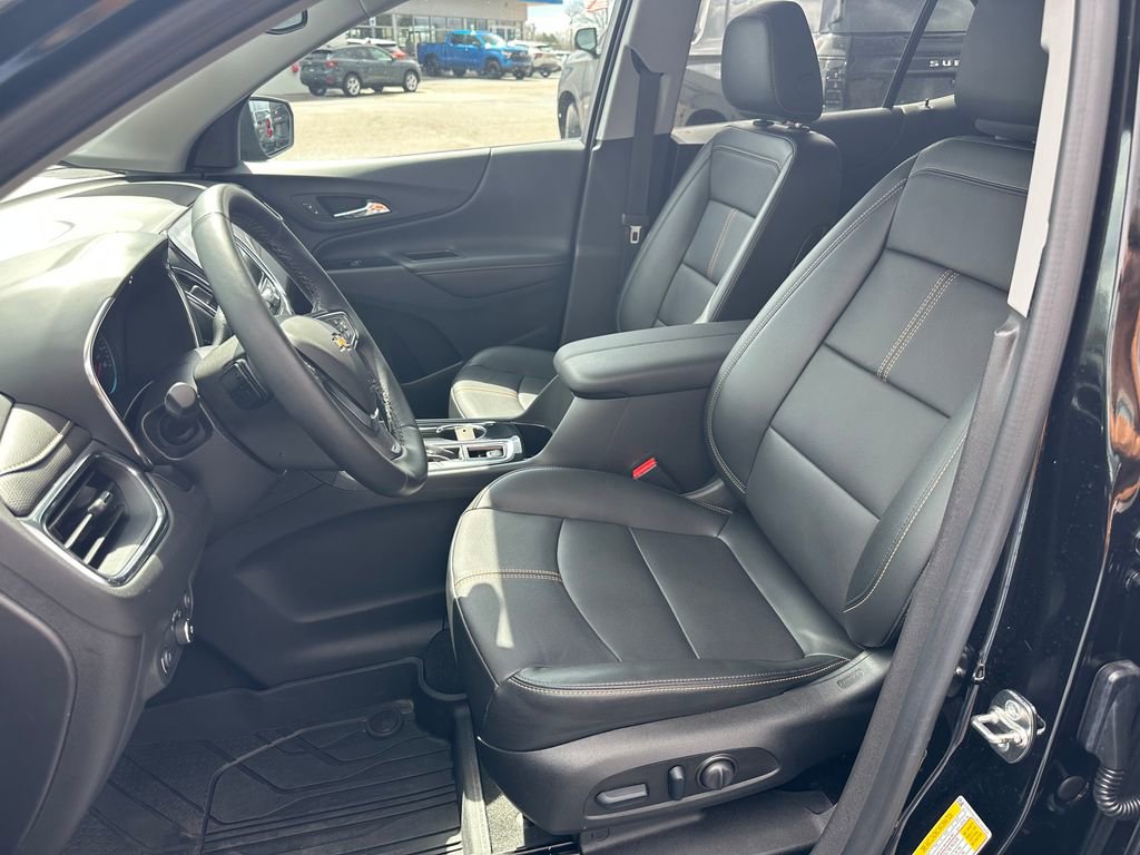 Used 2024 Chevrolet Equinox Premier w/ LPO, Floor Liner Package image 14
