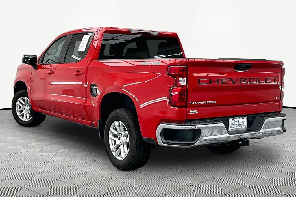 Used 2023 Chevrolet Silverado 1500 LT AWD/4WD image 13