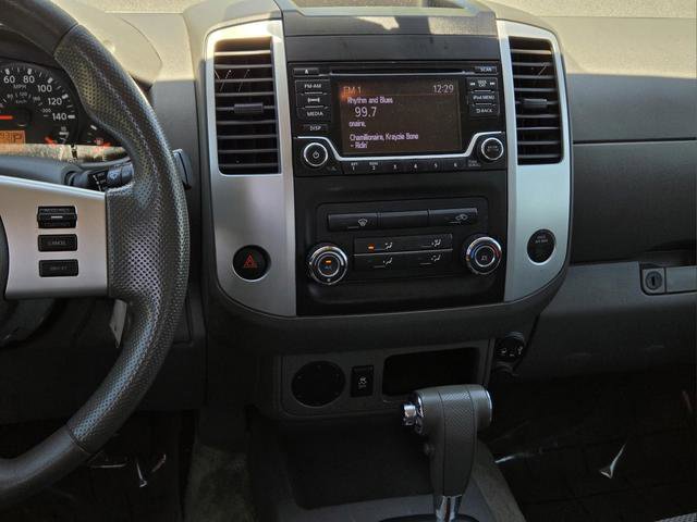 Used 2018 Nissan Frontier SV RWD image 11