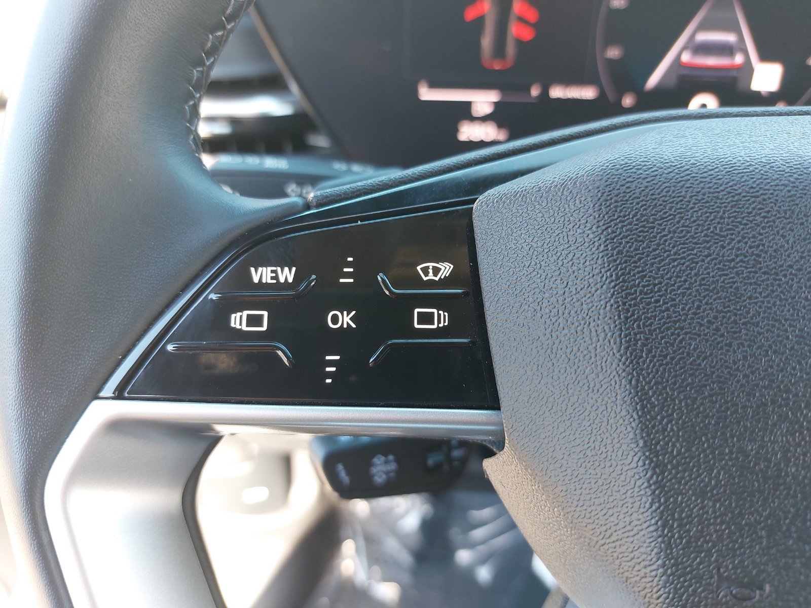 Certified 2025 Audi Q5 Premium w/ Premium Plus AWD/4WD image 17