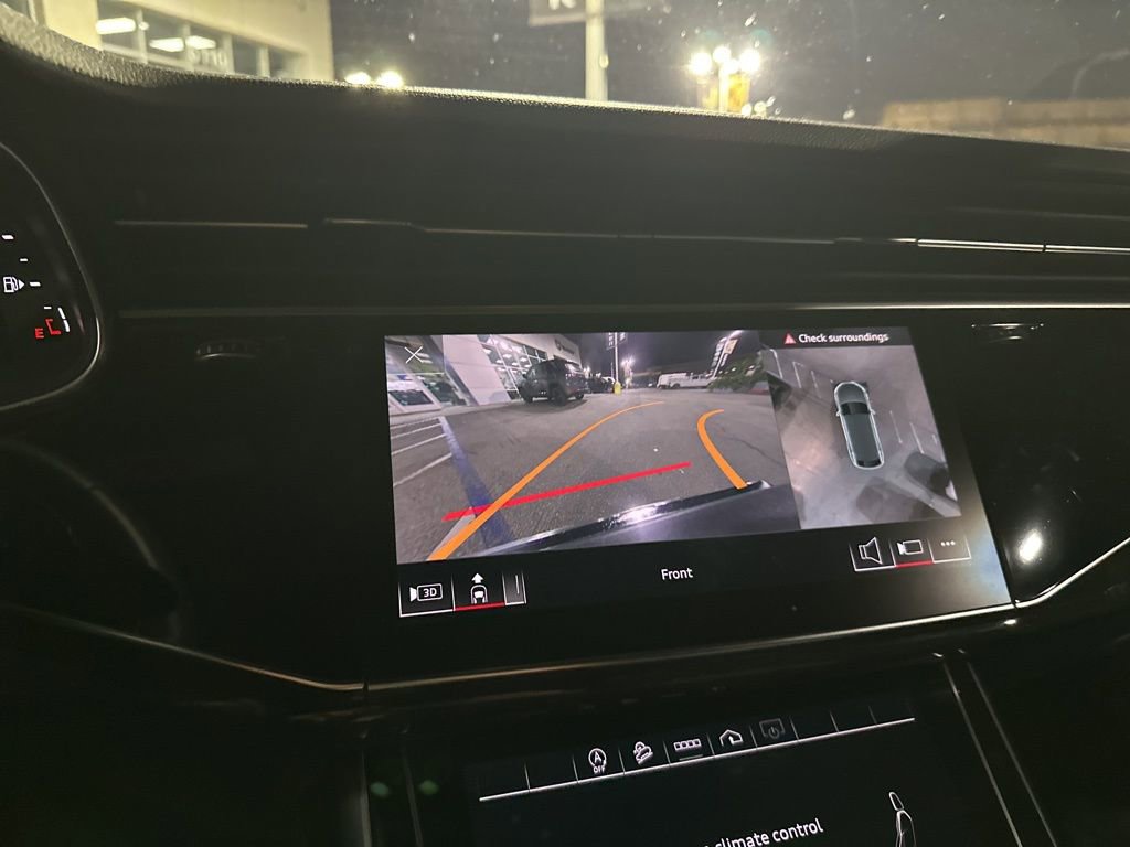 Used 2024 Audi Q8 Premium Plus w/ Premium Plus Package image 12