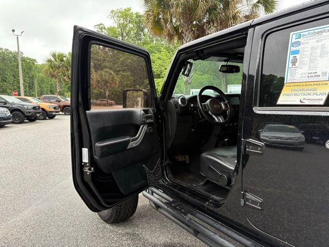 Used 2015 Jeep Wrangler Unlimited Sport image 9