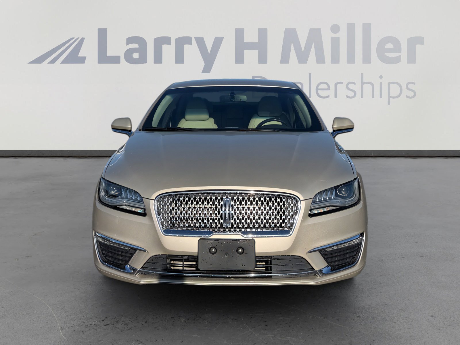 Used 2017 Lincoln MKZ Select w/ Select Plus Package FWD image 8