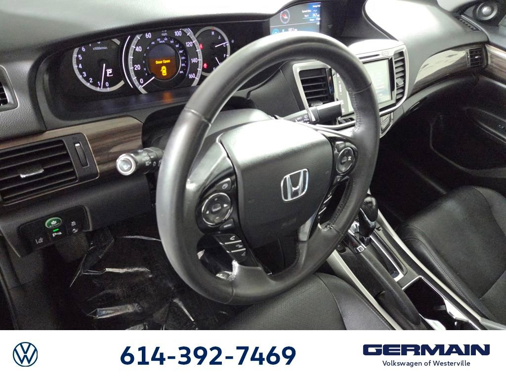 Used 2016 Honda Accord Touring image 13