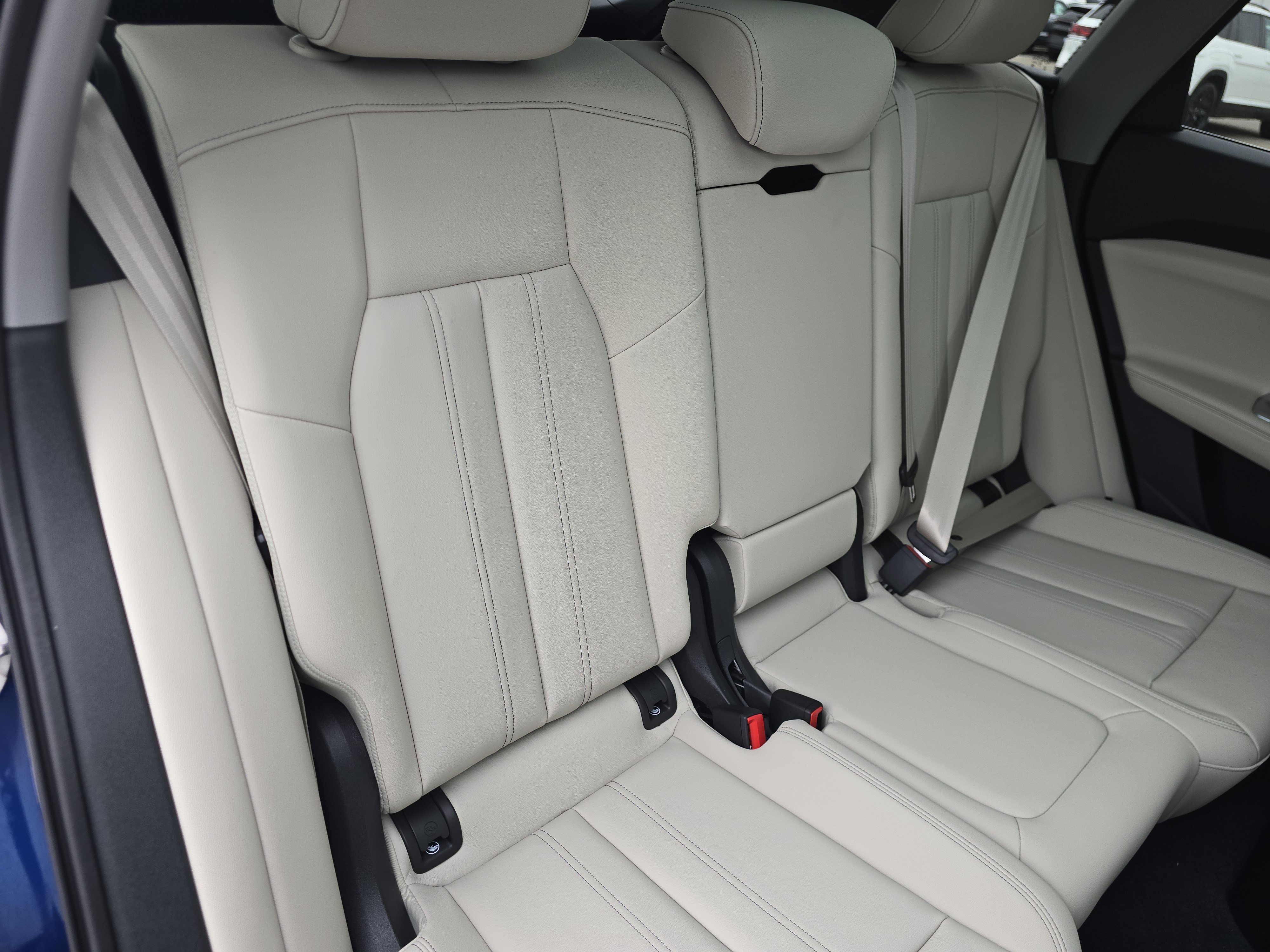 New 2026 Audi Q5 Premium AWD/4WD image 18