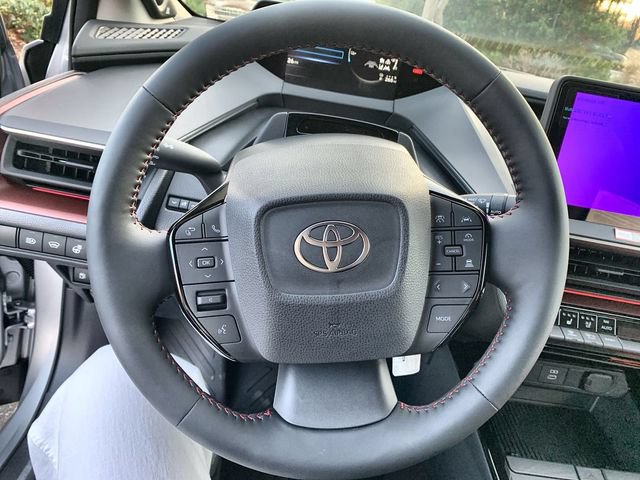 New 2025 Toyota Prius Plug-In Hybrid FWD image 19