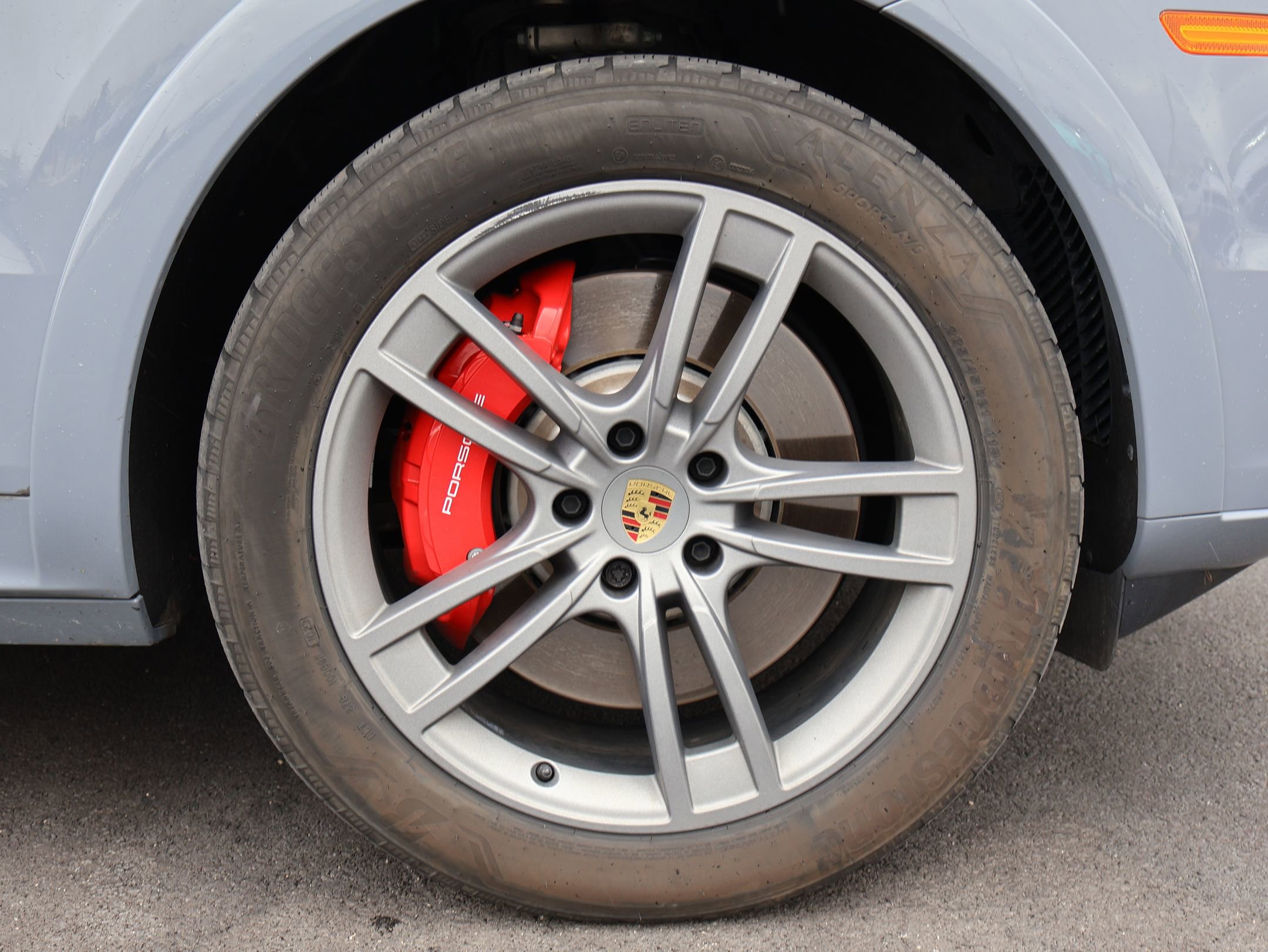 Certified 2024 Porsche Cayenne S AWD/4WD image 28