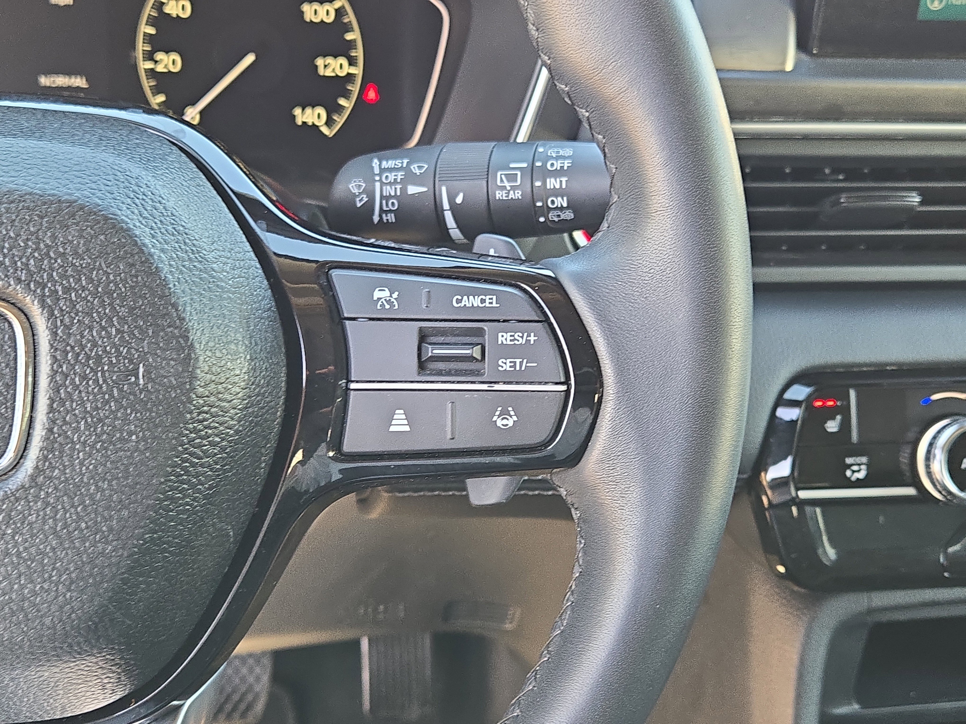 Used 2024 Honda Pilot Touring image 26