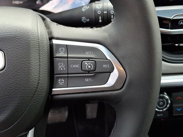 Used 2025 Jeep Compass Limited AWD/4WD image 22