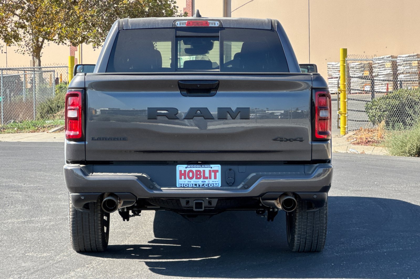 New 2027 RAM 1500 Laramie AWD/4WD image 4