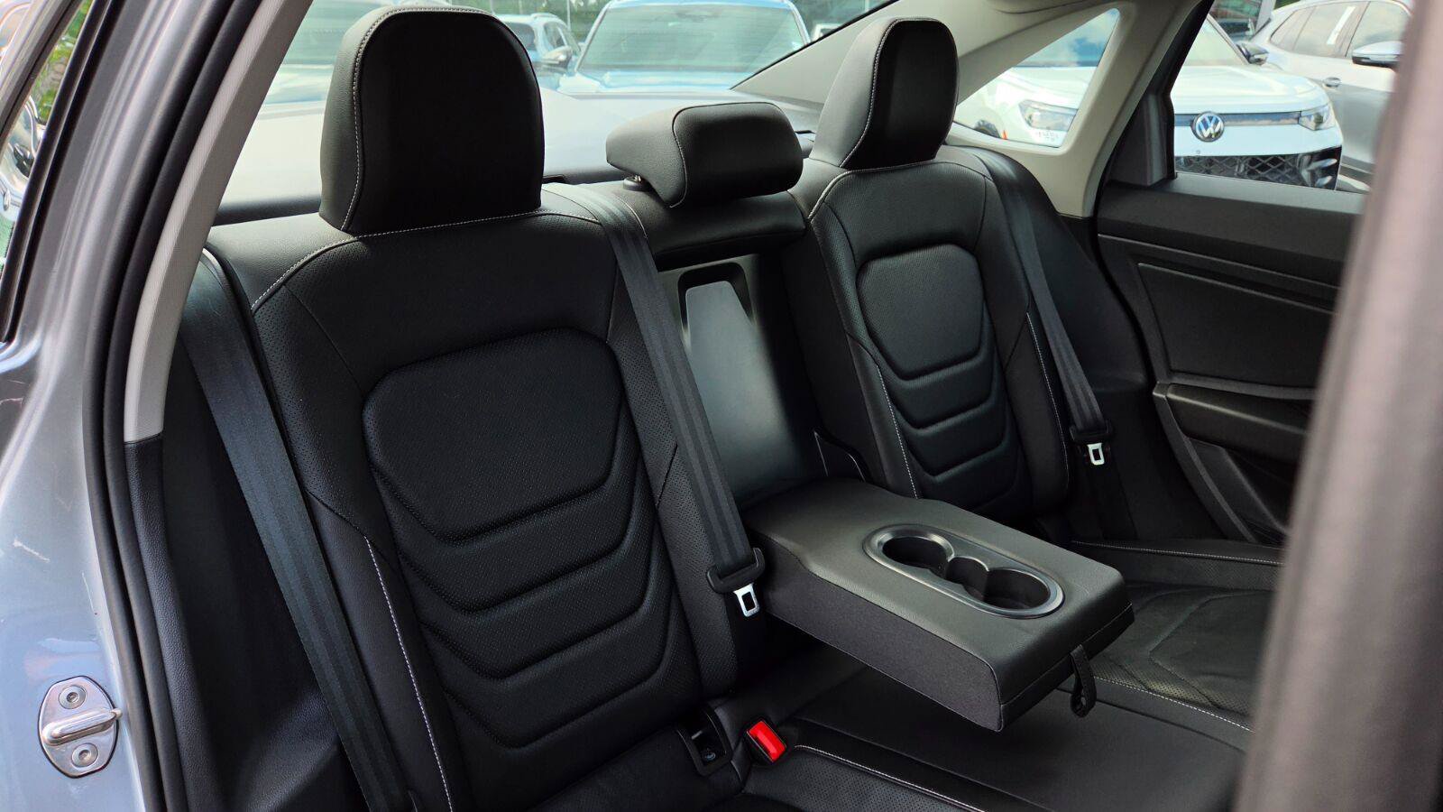 Certified 2023 Volkswagen Jetta SEL FWD image 56