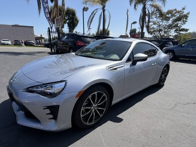 Used 2020 Toyota 86 RWD image 7