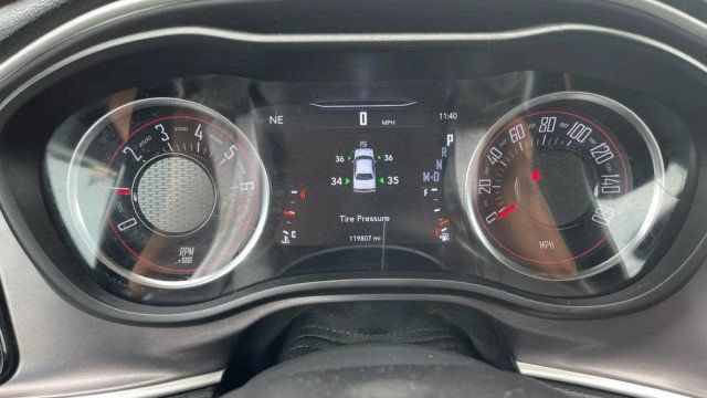 Used 2021 Dodge Challenger SXT RWD image 19