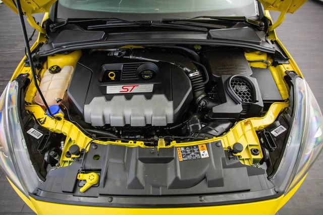 Used 2017 Ford Focus ST w/ Equipment Group 402A image 13