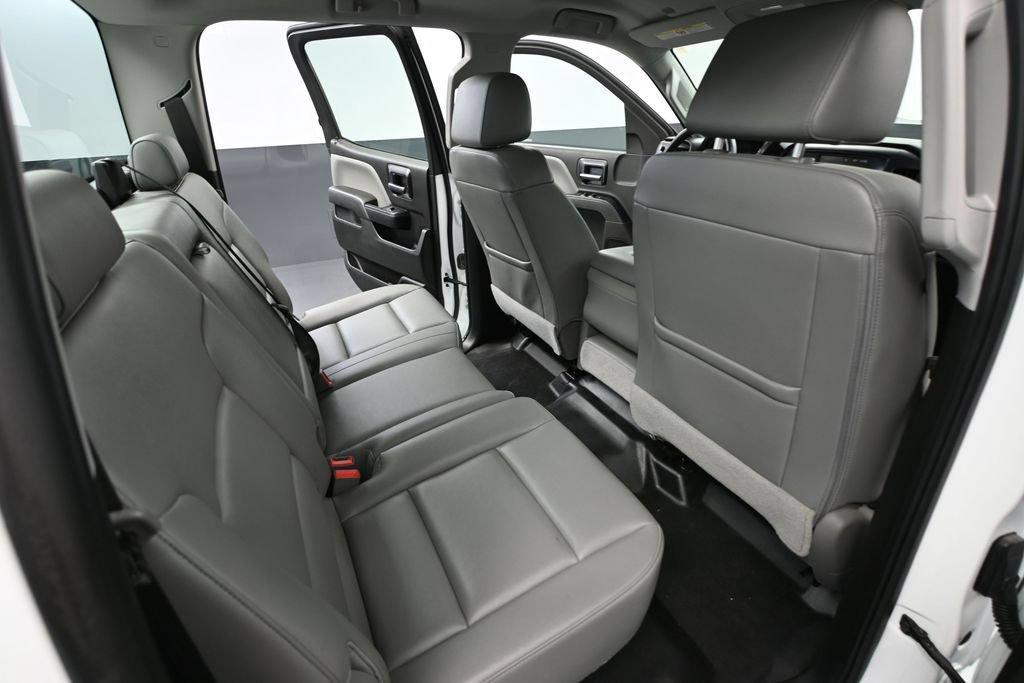 Used 2018 Chevrolet Silverado 2500 W/T RWD image 32