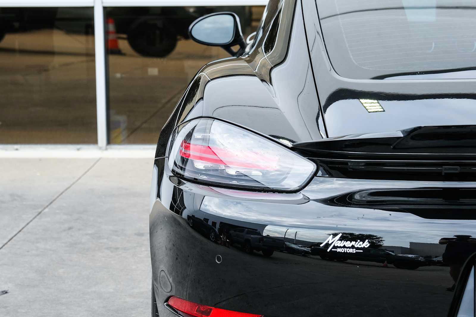 Used 2019 Porsche 718 Cayman RWD image 14