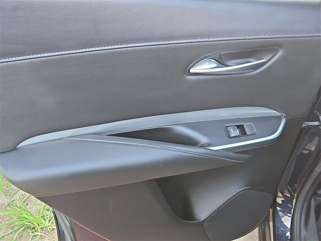 Certified 2023 Cadillac XT4 Premium Luxury image 19
