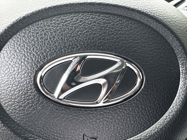 Certified 2023 Hyundai Sonata SEL w/ Convenience Package FWD image 32