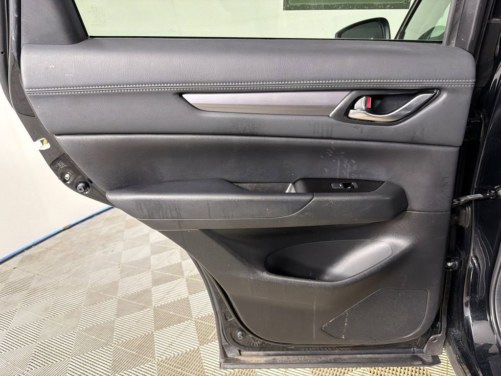 Used 2019 MAZDA CX-5 Touring image 21