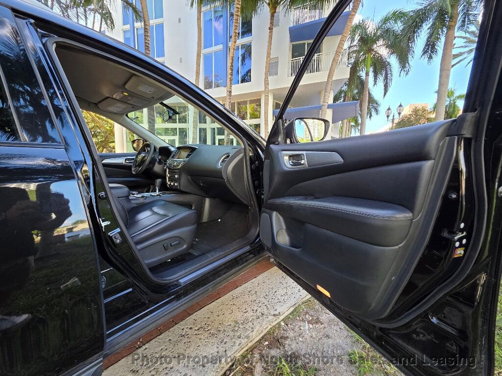 Used 2019 Nissan Pathfinder SL image 41