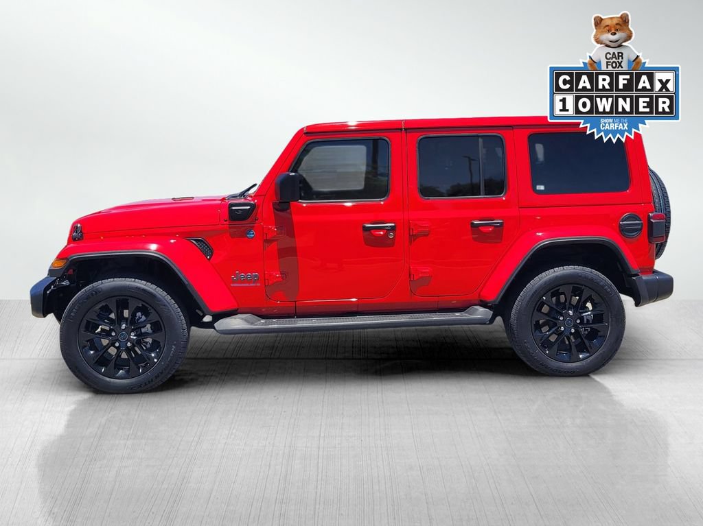 Used 2025 Jeep Wrangler Unlimited Sahara AWD/4WD image 7