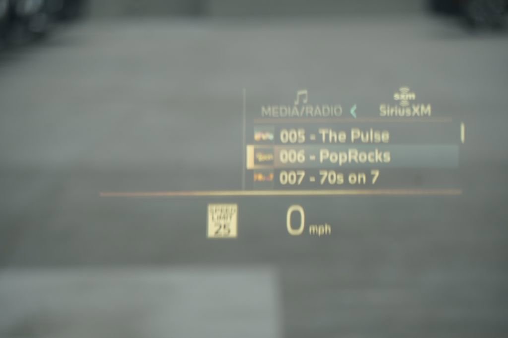 Used 2025 BMW 330i xDrive Sedan w/ Premium Package image 8