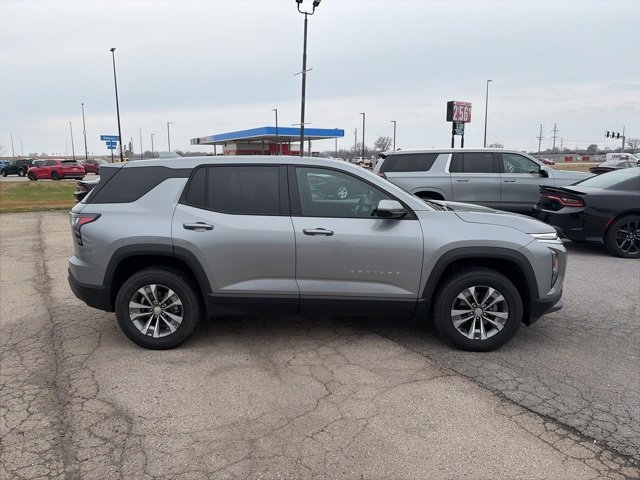 Used 2025 Chevrolet Equinox LT image 7