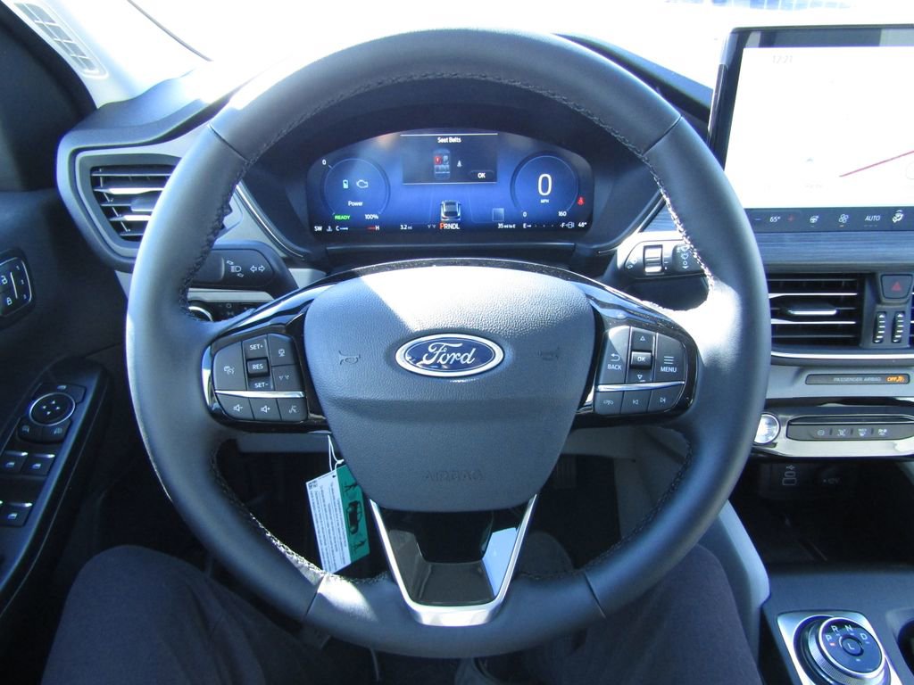 New 2026 Ford Escape Platinum image 17
