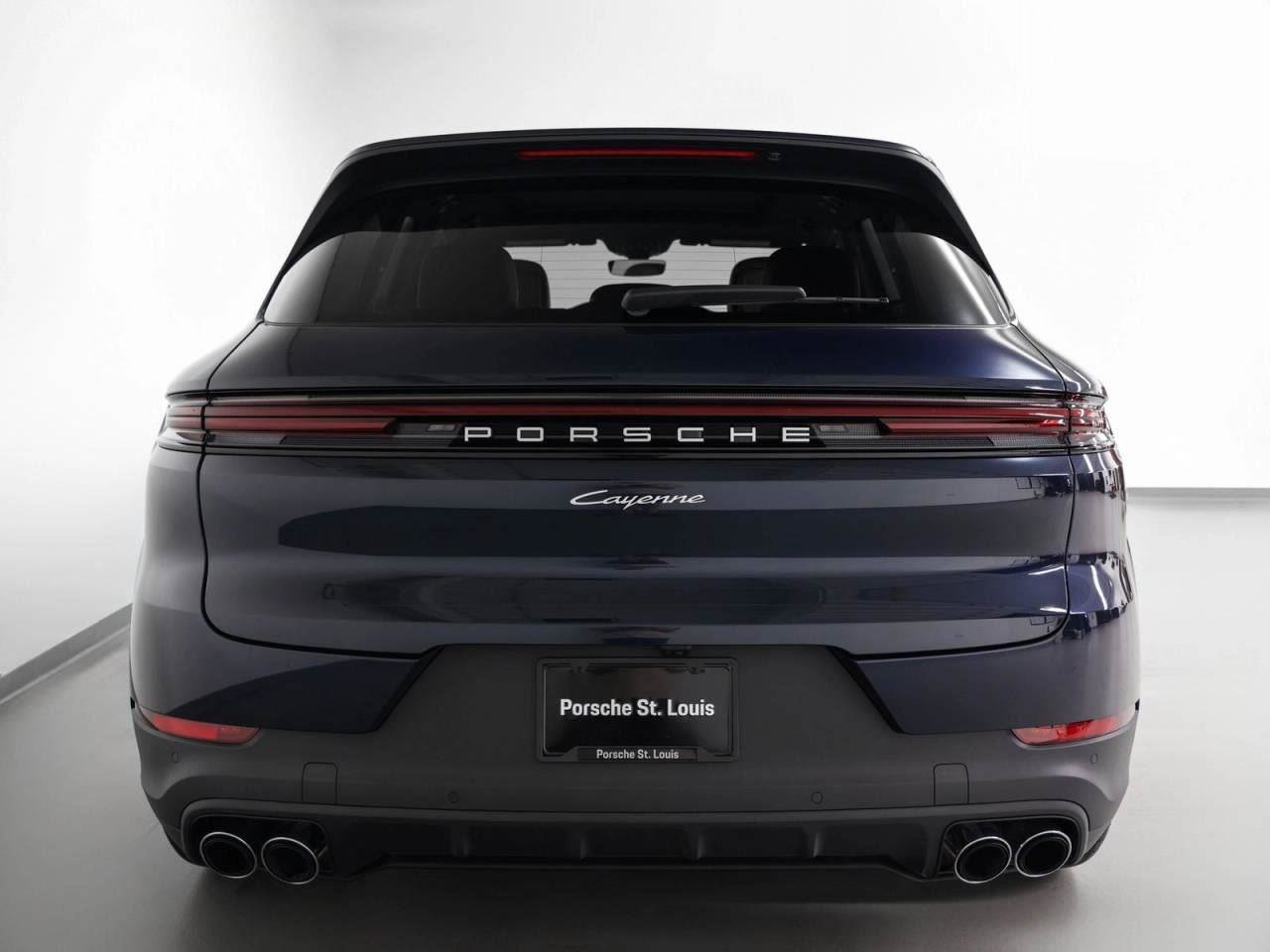 New 2025 Porsche Cayenne image 11