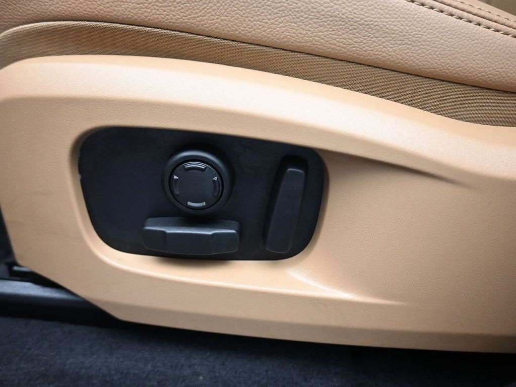 Used 2023 Jaguar F-PACE S image 13