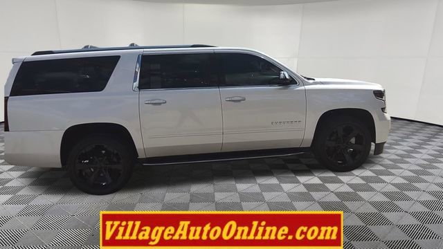 Used 2018 Chevrolet Suburban Premier AWD/4WD image 9