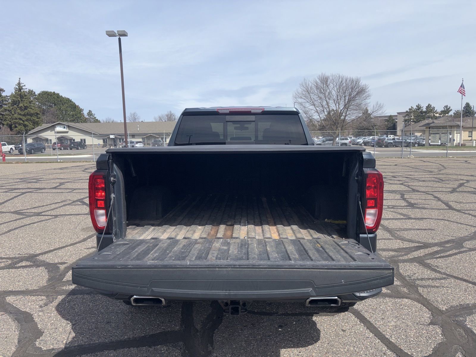 Used 2019 GMC Sierra 1500 Elevation image 9