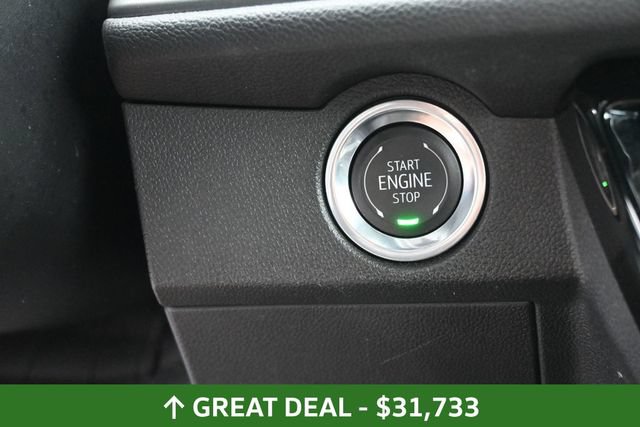 Used 2024 Chevrolet Traverse LT FWD image 25