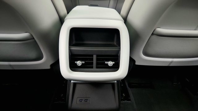 Used 2025 Cadillac Lyriq Luxury w/ LPO, Floor Liner Package RWD image 54