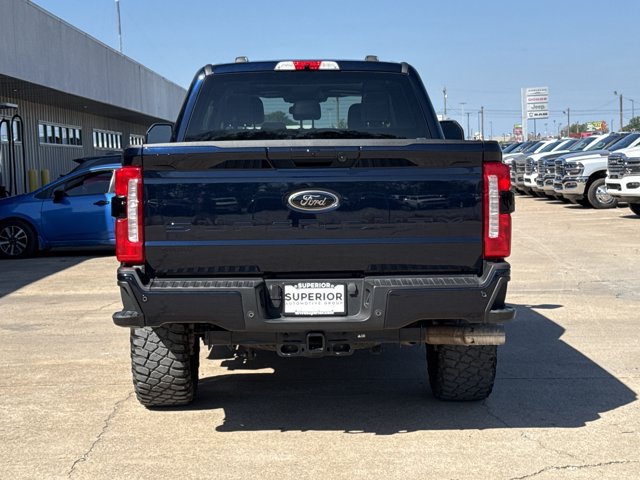 Used 2025 Ford F250 Lariat w/ Black Appearance Package AWD/4WD image 4