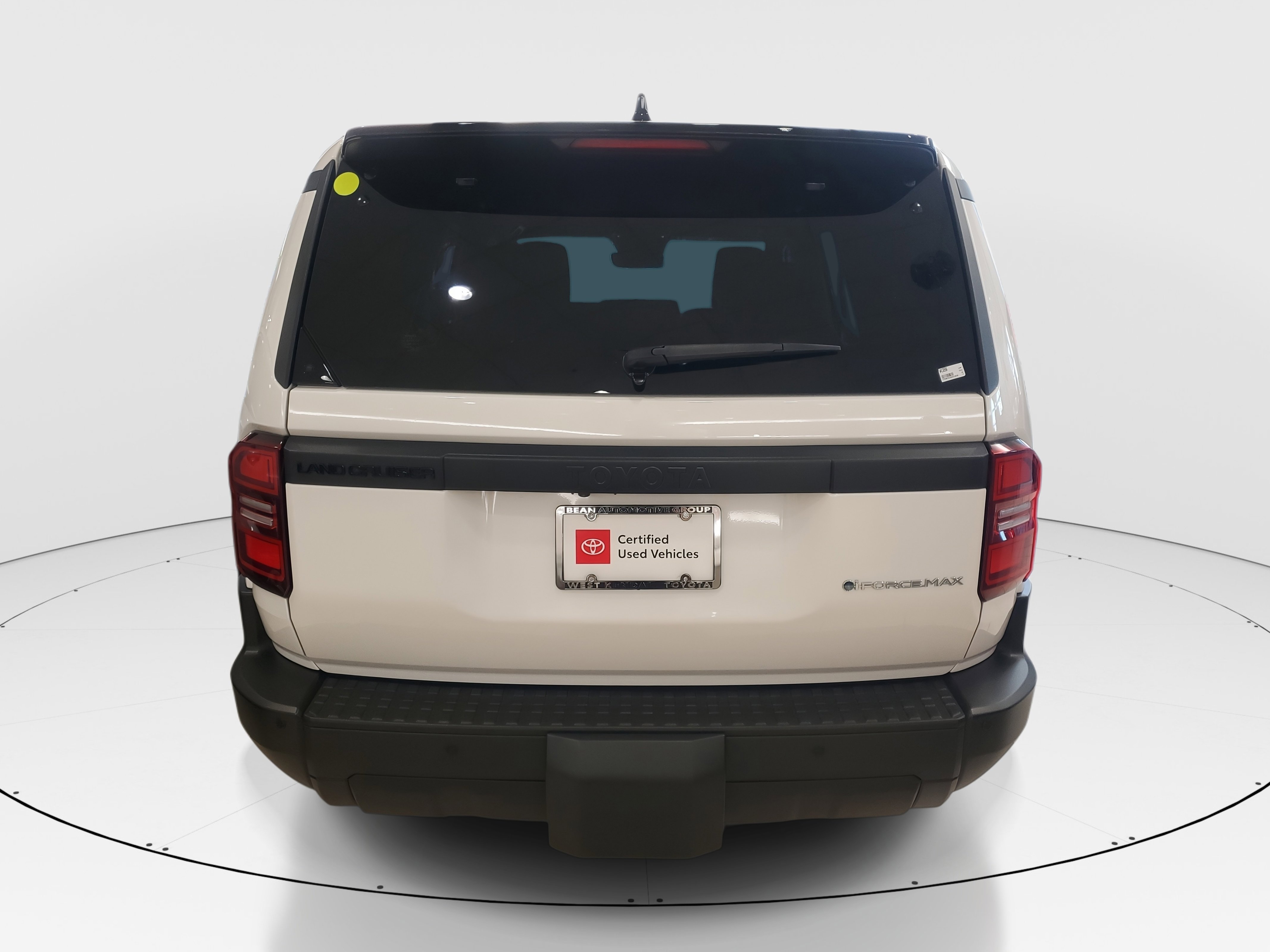 Certified 2025 Toyota Land Cruiser Base image 6