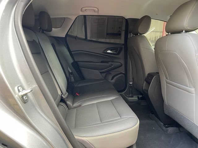 Used 2026 Chevrolet Trax ACTIV w/ Driver Confidence Package FWD image 23