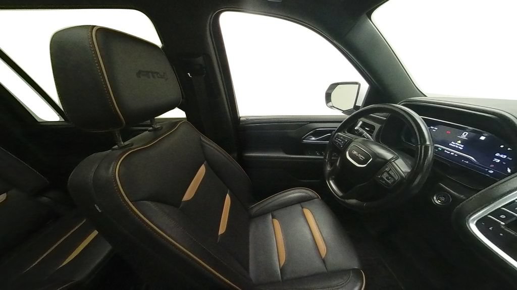Used 2022 GMC Yukon XL AT4 AWD/4WD image 34