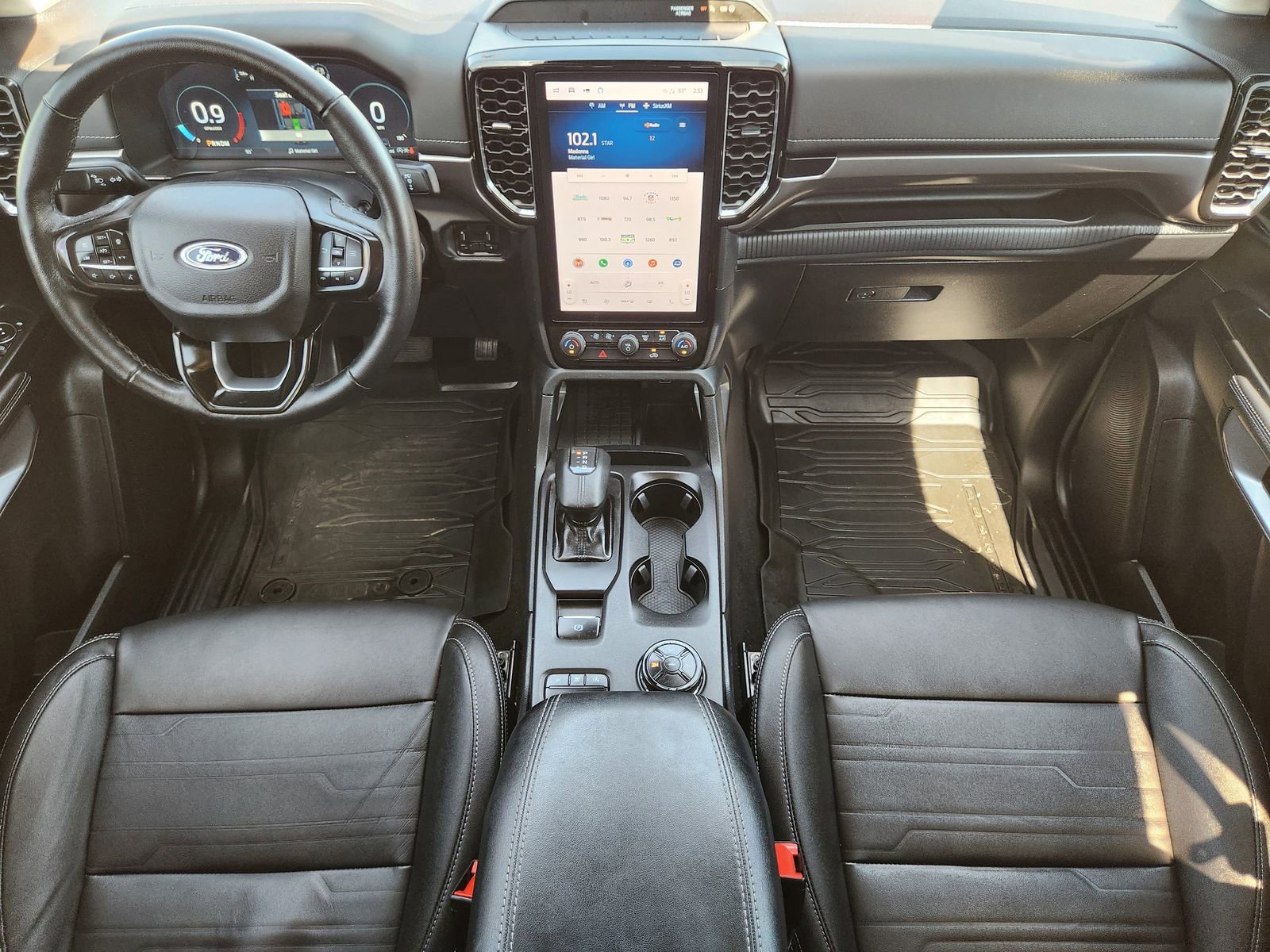 Used 2024 Ford Ranger Lariat w/ FX4 Off-Road Package image 29