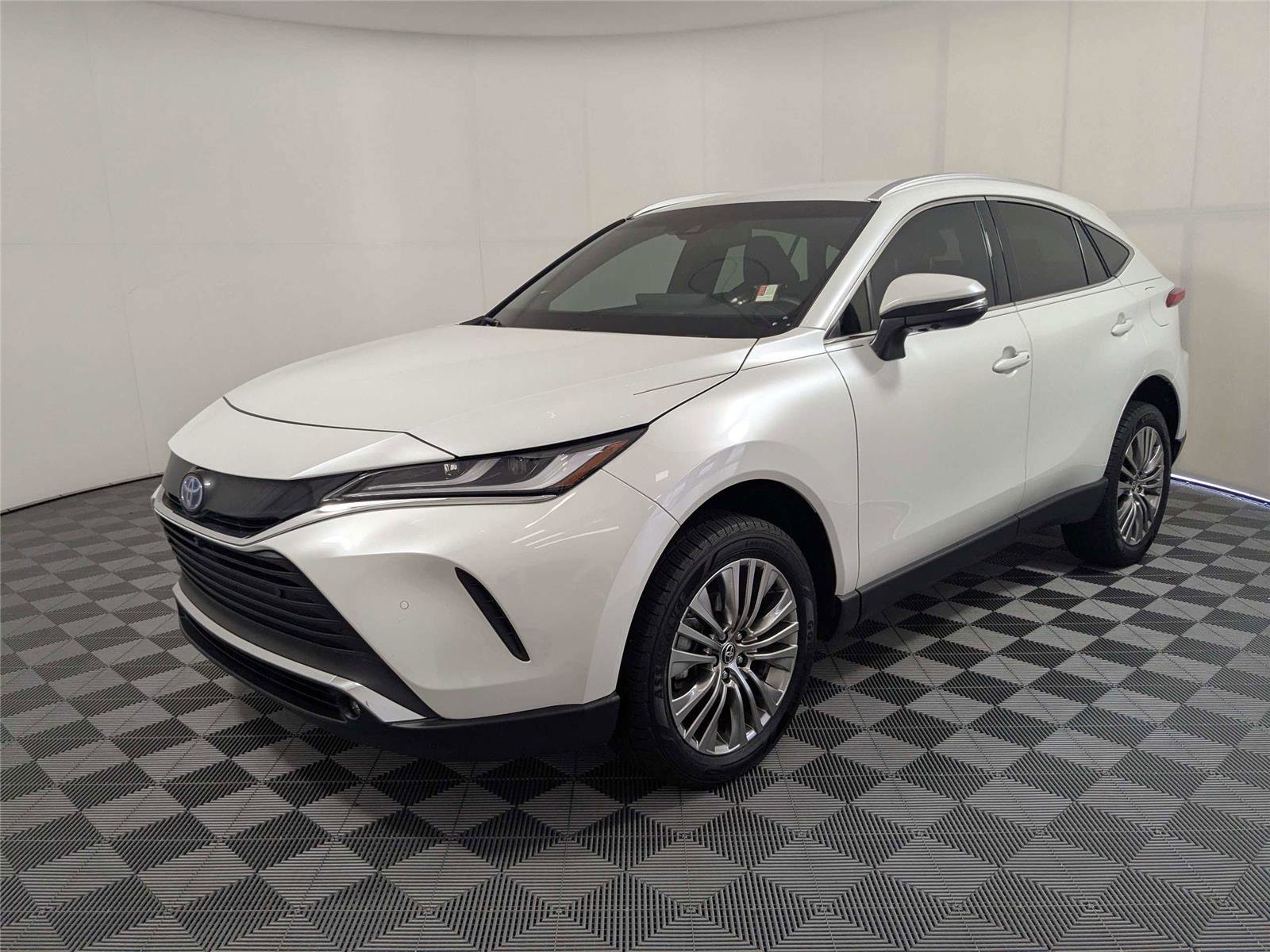 Used 2023 Toyota Venza Limited AWD/4WD video 2