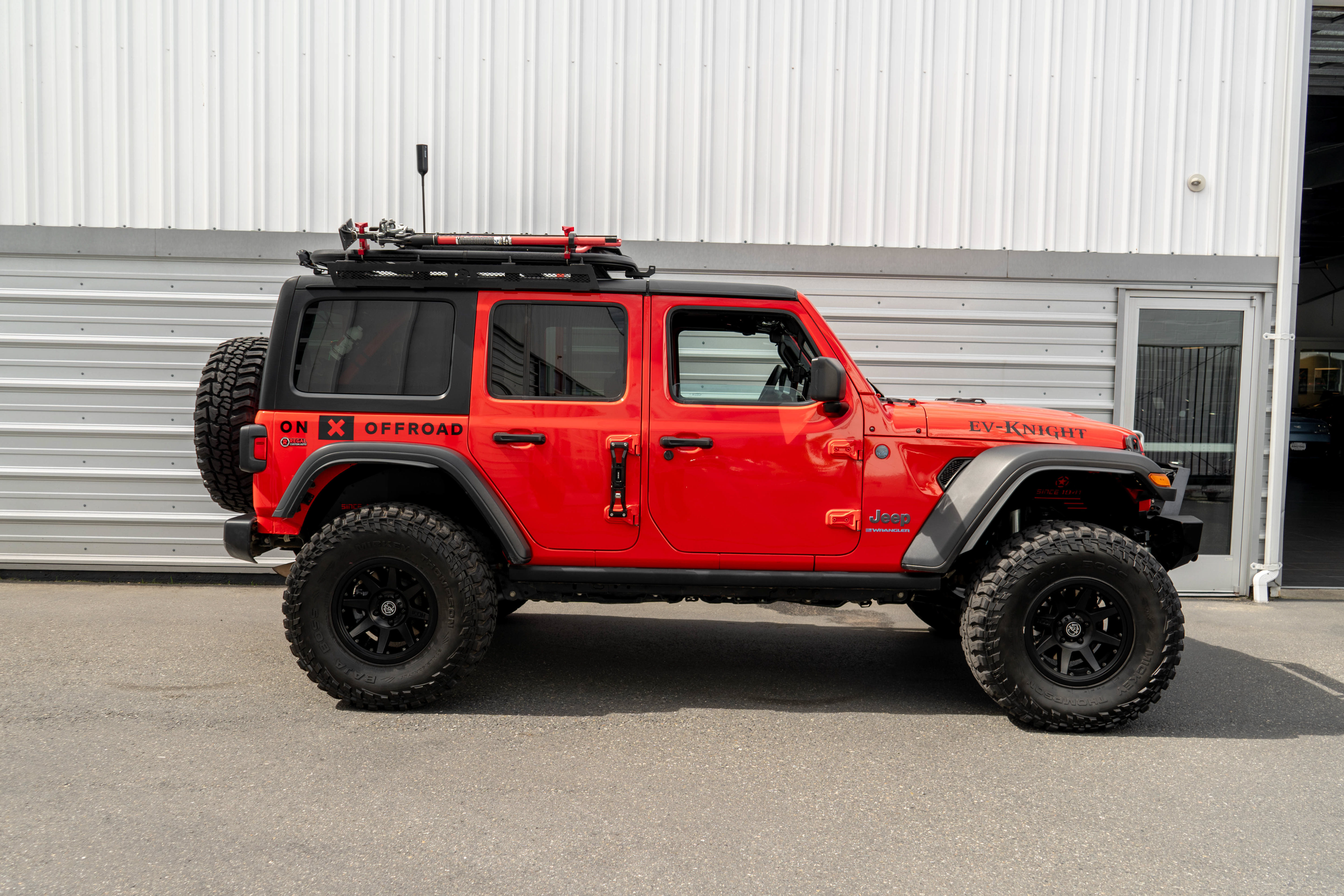 Used 2024 Jeep Wrangler Unlimited AWD/4WD image 49