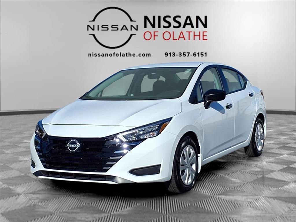 Certified 2025 Nissan Versa S w/ Trunk Package