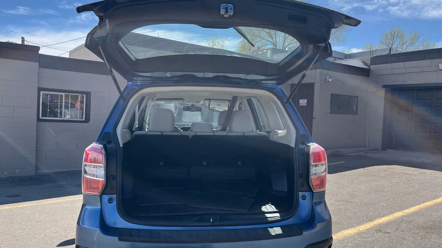 Used 2015 Subaru Forester 2.5i w/ Alloy Wheel Package image 20