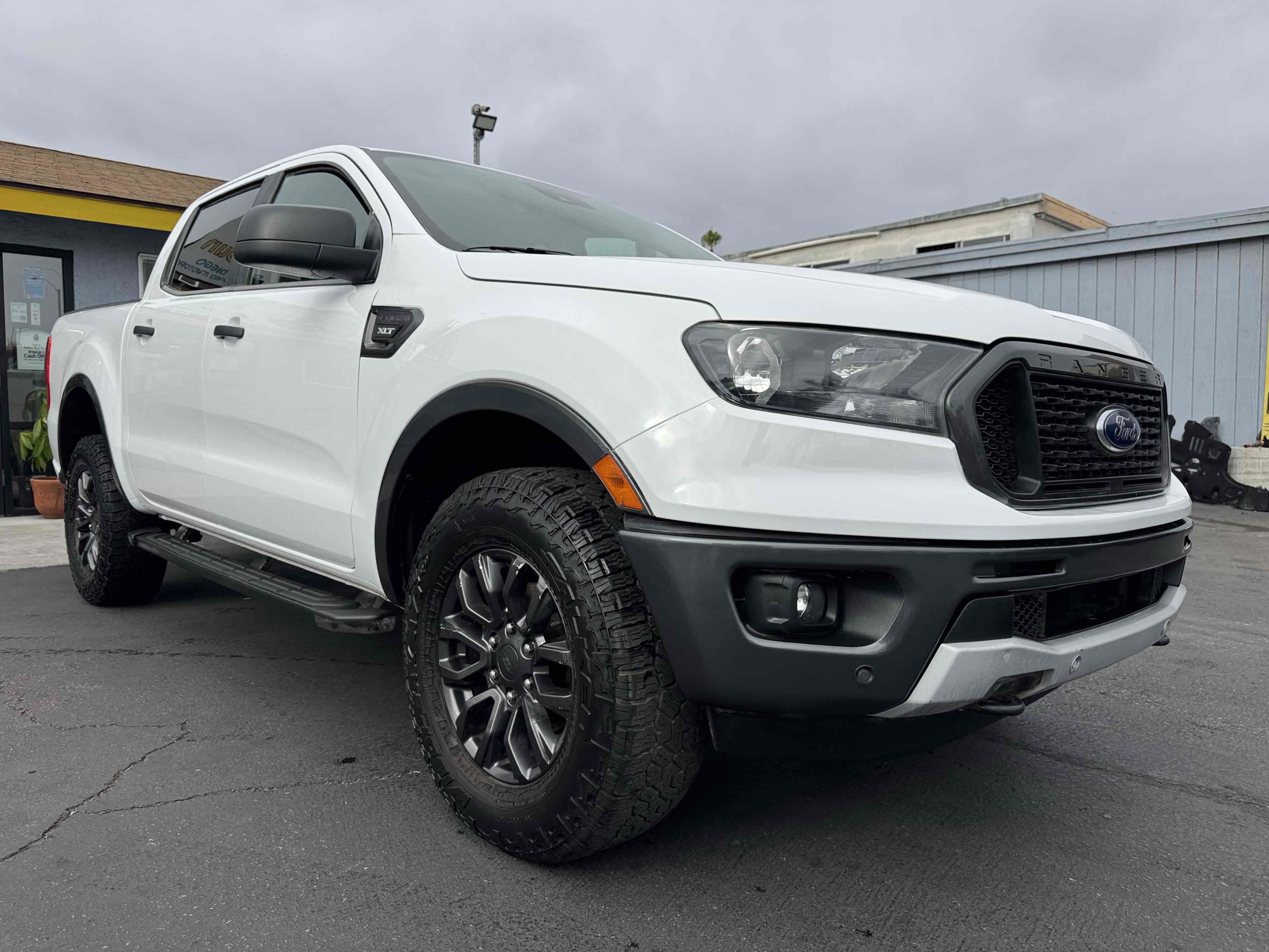 Used 2019 Ford Ranger XLT w/ Equipment Group 301A Mid RWD image 3