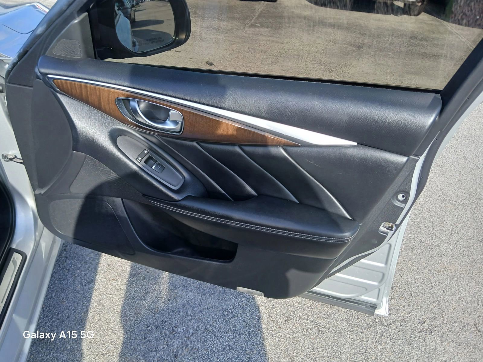 Used 2018 INFINITI Q50 Luxe RWD image 16