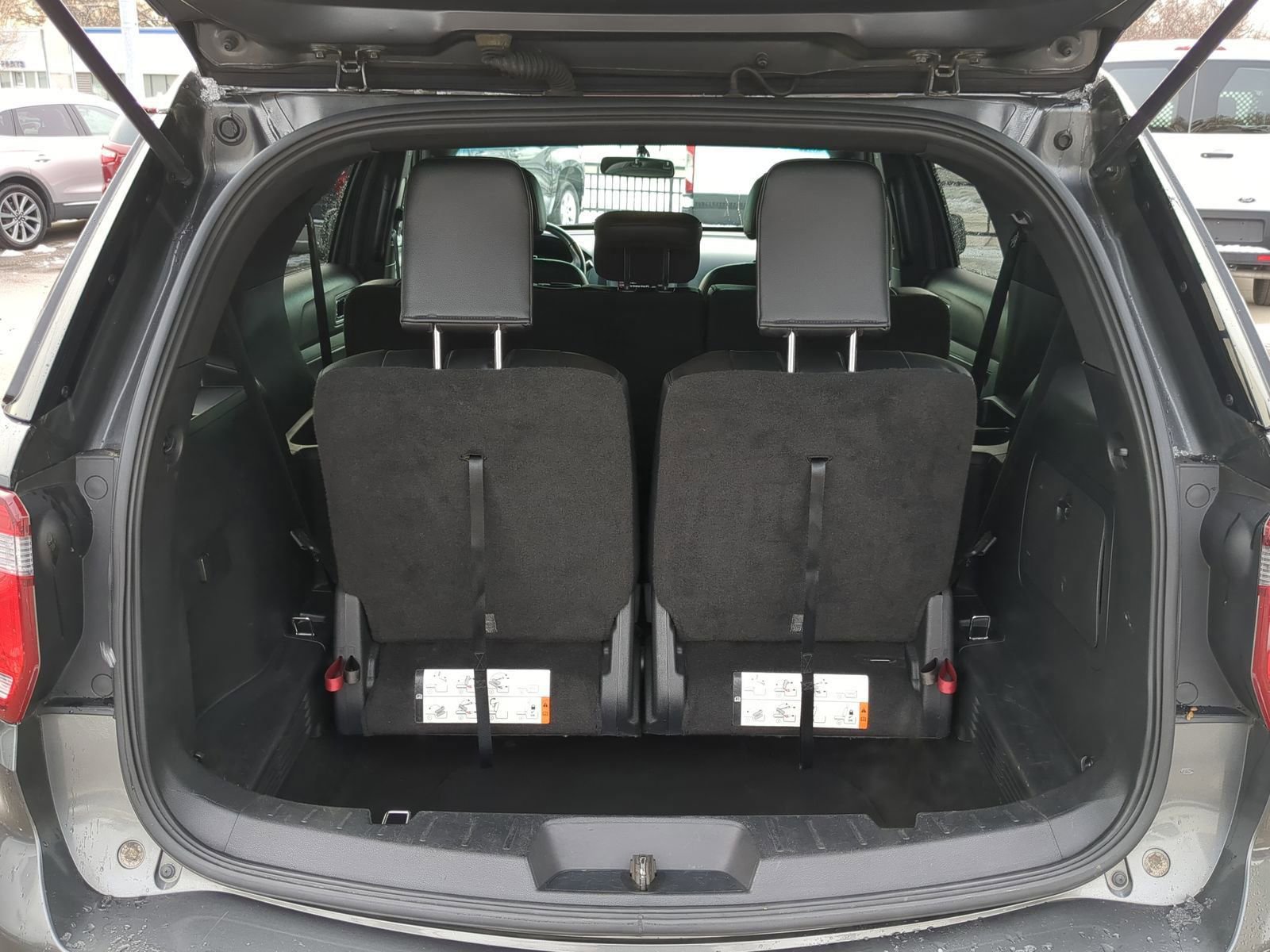 Used 2016 Ford Explorer XLT w/ Equipment Group 202A image 39