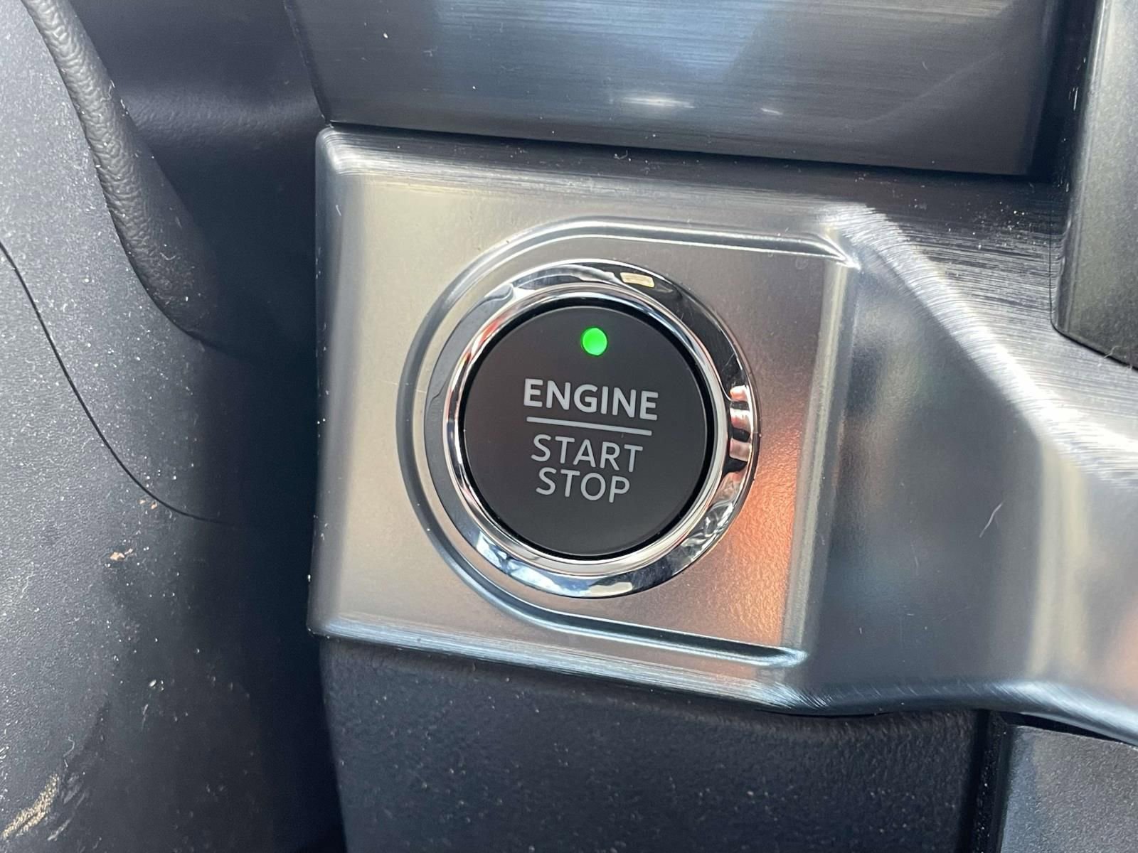 Certified 2023 Ford F150 Lariat image 24